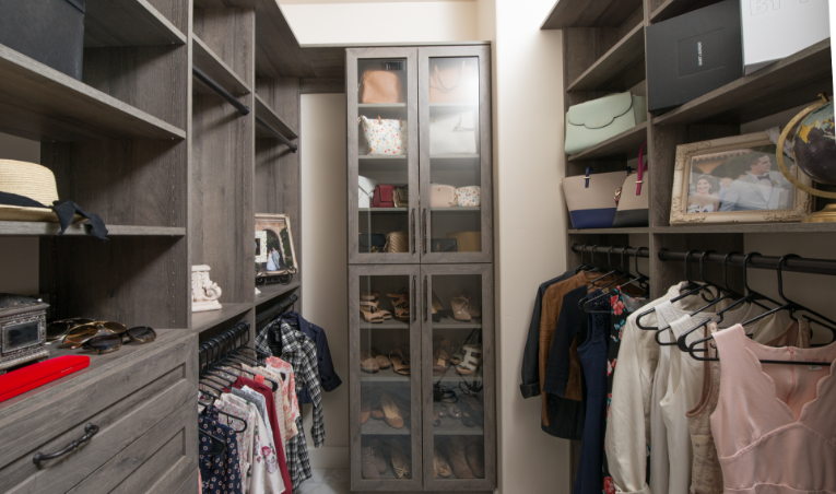 closets-product-category-card-/images/closets/category2.png